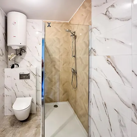 Leon - Rodzinny Ogród Apartamento Łeba